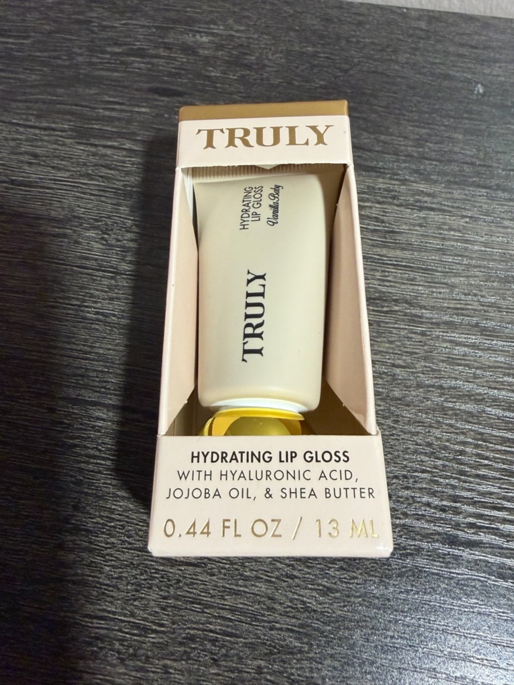 TRULY Hydrating Lip Gloss - Vanilla Baby